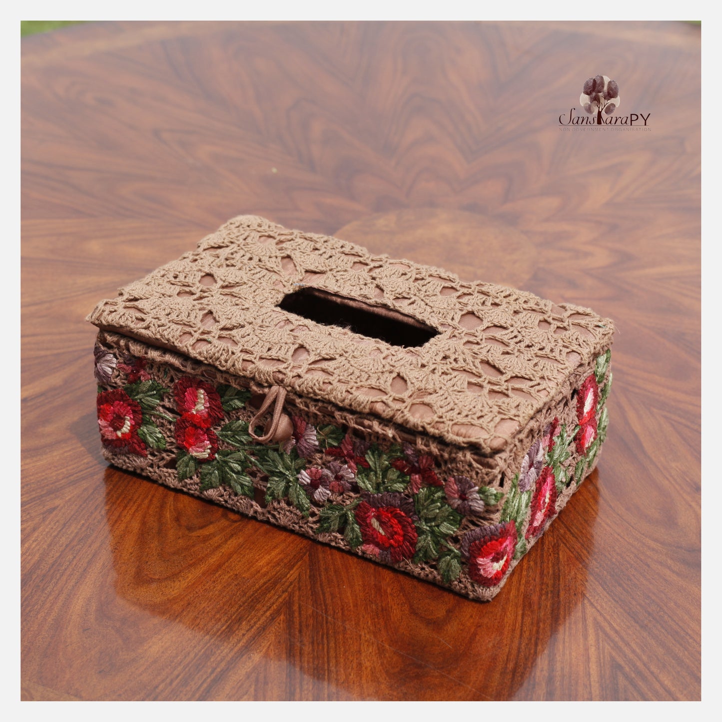 Crochet Tissue Box with Embroidery, Light Brown