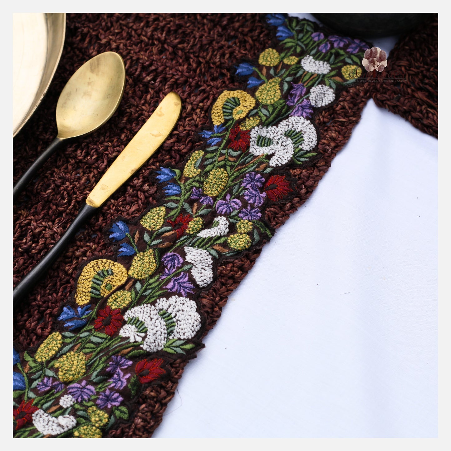 Banana Fiber Placemats with Embroidery, Brown Color