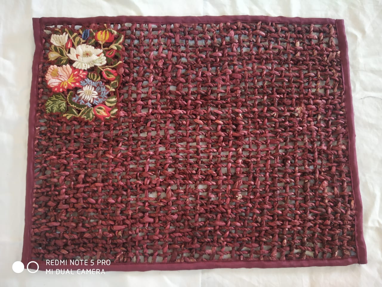 Banana Fiber Marron Placemats with Embroidery