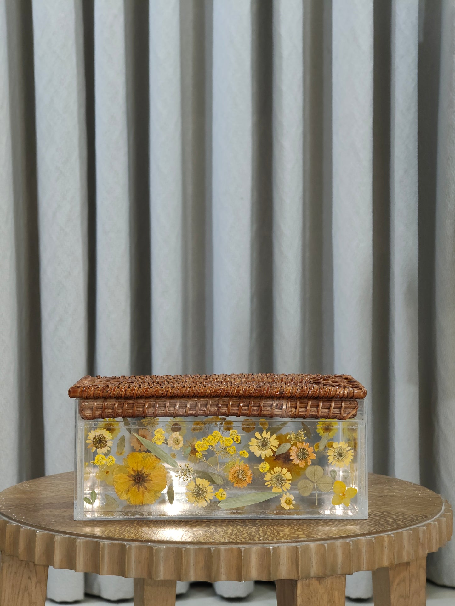Acrylic Tissue Box with Press Flowers