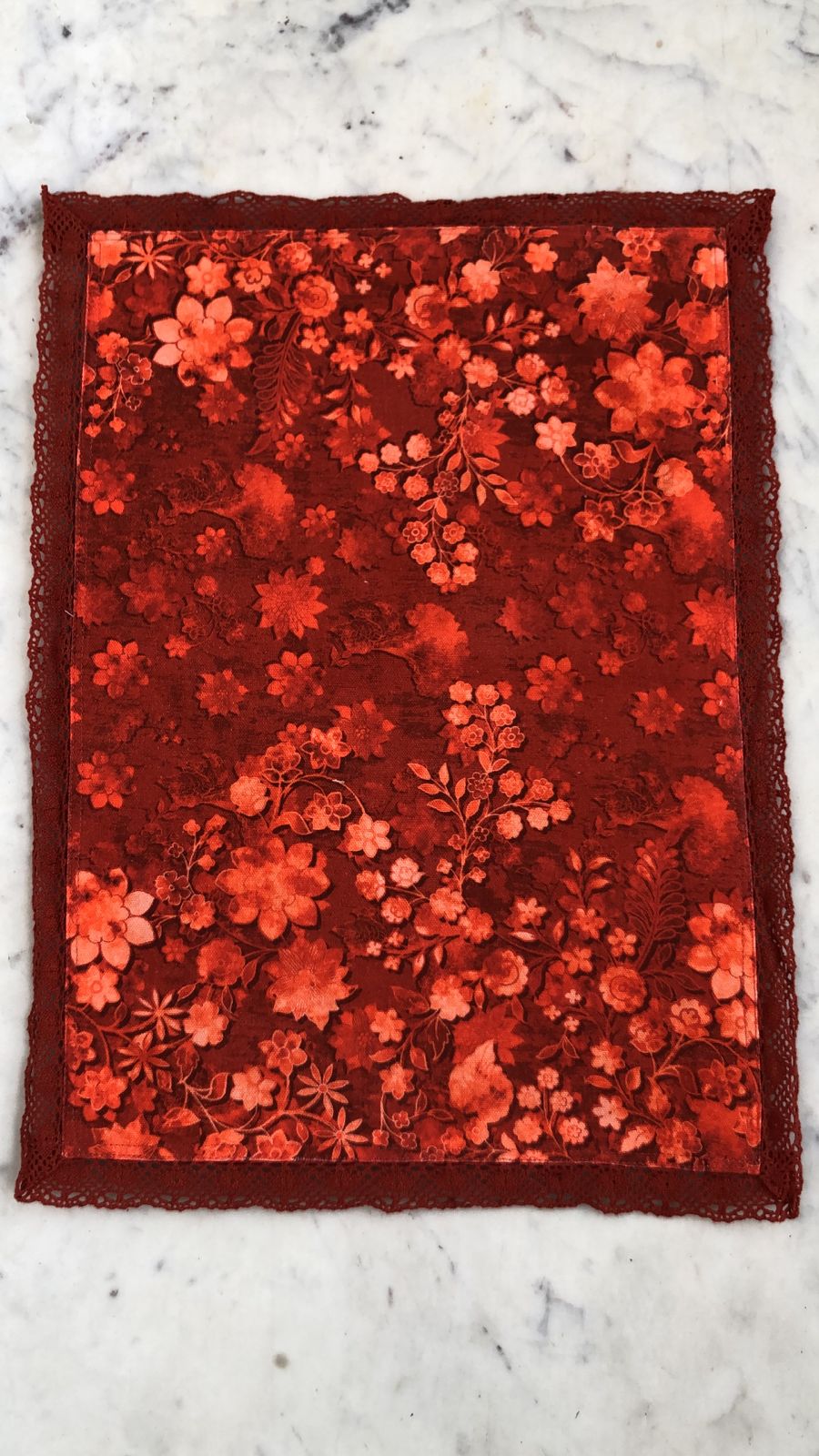 Victorian Placemats with Lace