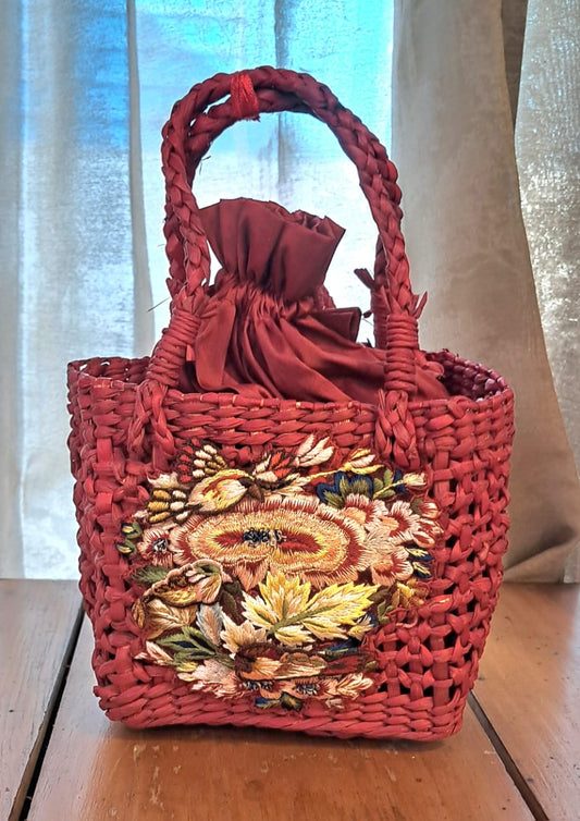 Handmade Natural Water Reed Fiber Handbag with Embroidery. Red Color